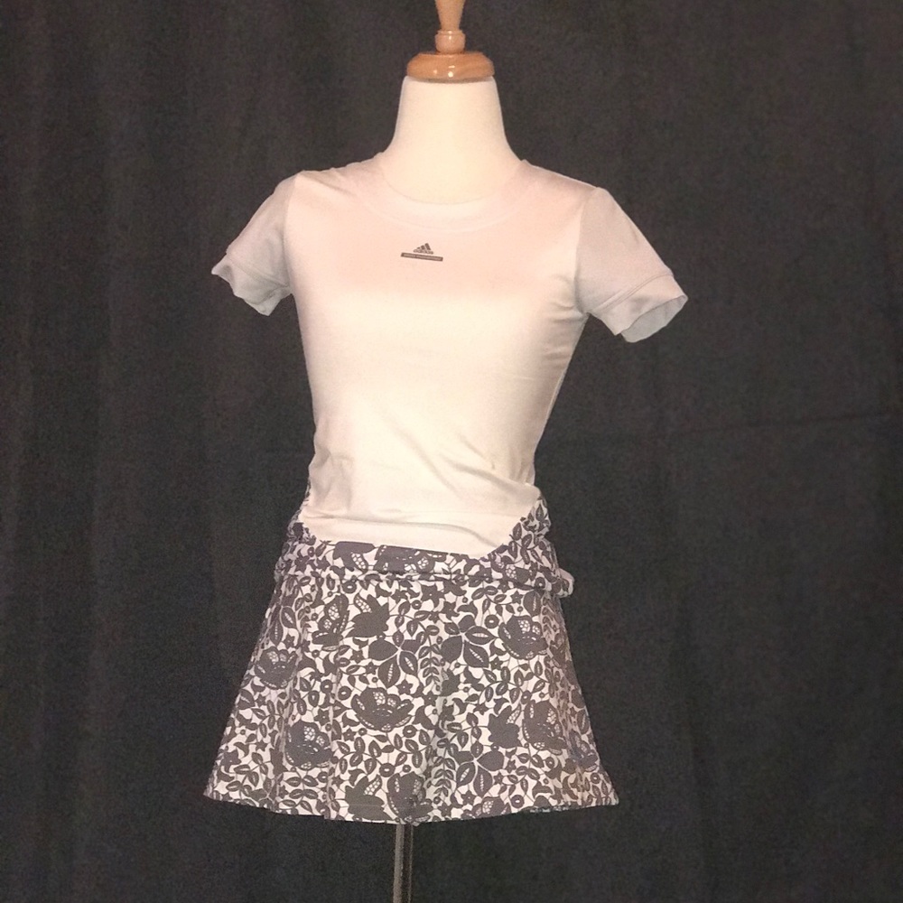 Grey Patterned Tennis Outfit